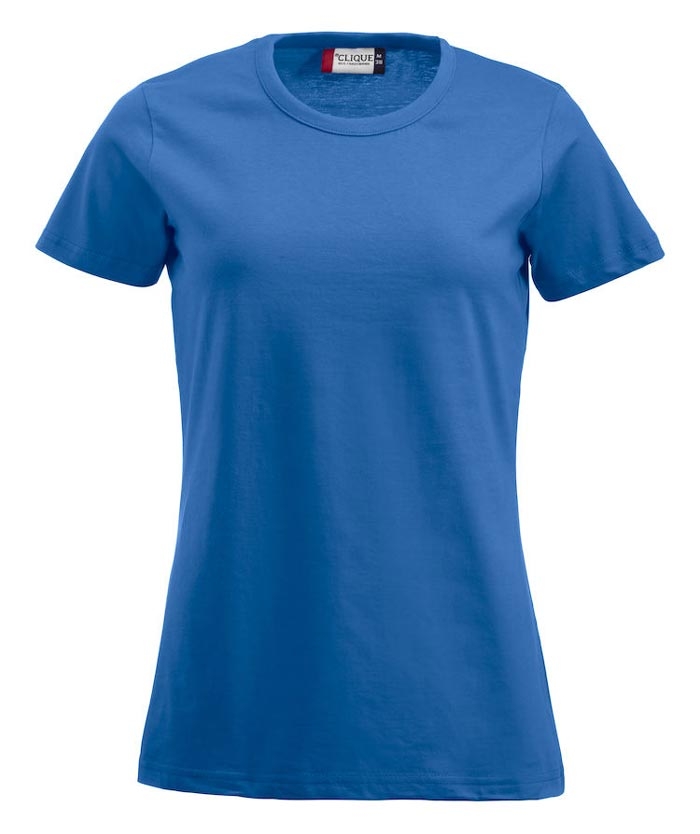 blå t-shirt