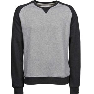 grå sweatshirt