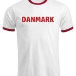 Danmarks t-shirt hvid med røde kanter.